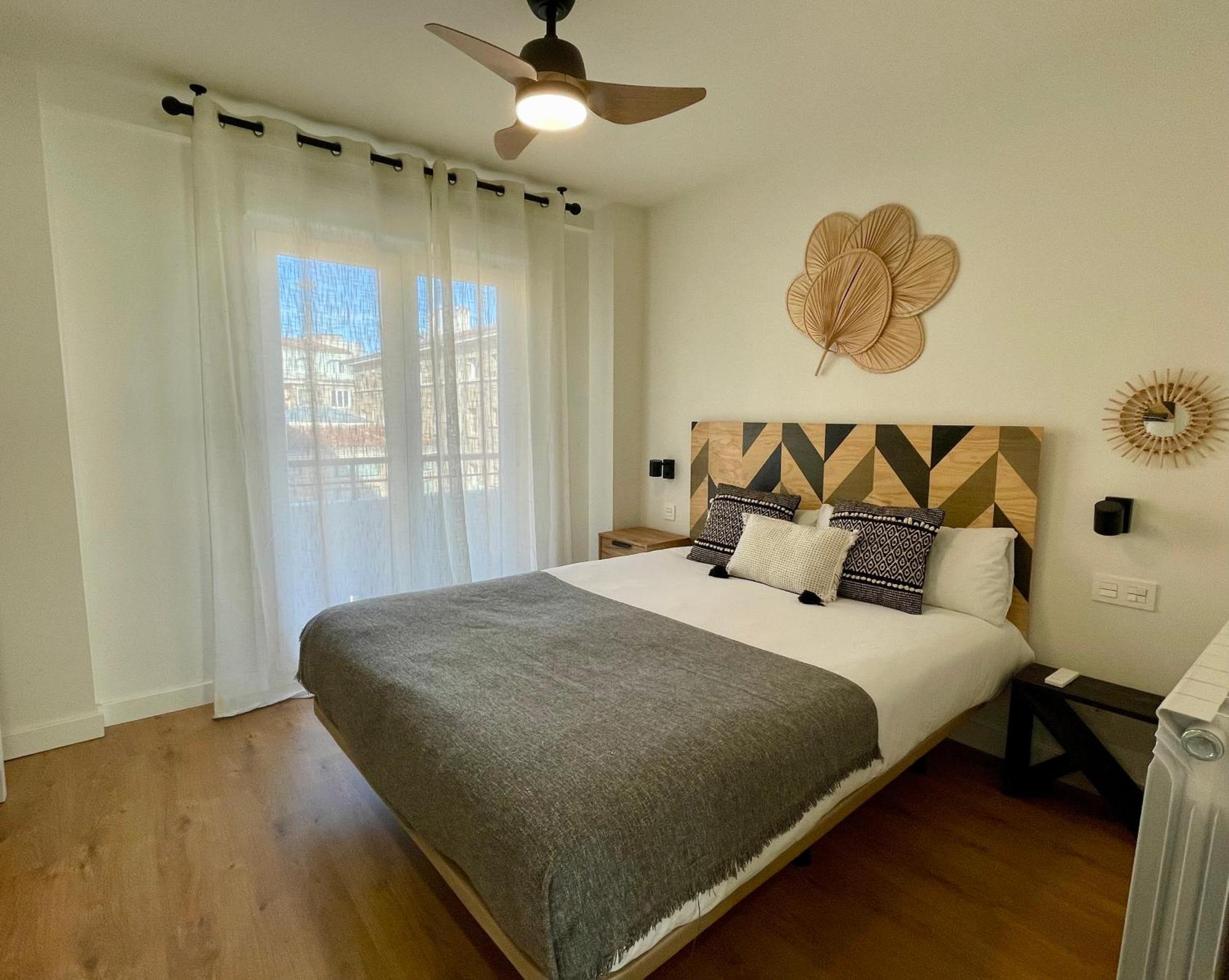 Vtz El Balcon De Calixto Apartment Zaragoza Ngoại thất bức ảnh